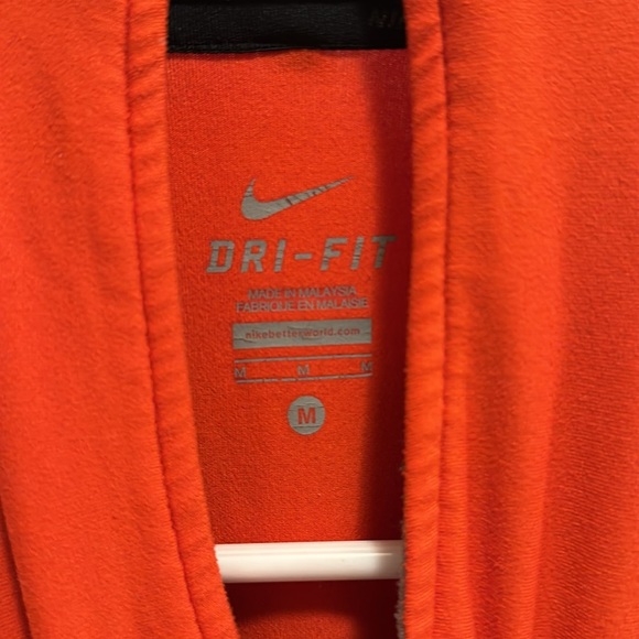 Nike Dri-Fit - Picture 2 of 3
